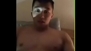Hot Chinese Hunk Submit to Cam
